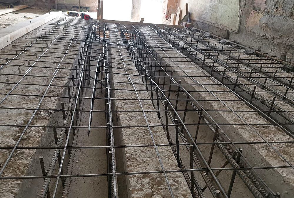 Усиление плит перекрытия арматурным каркасом